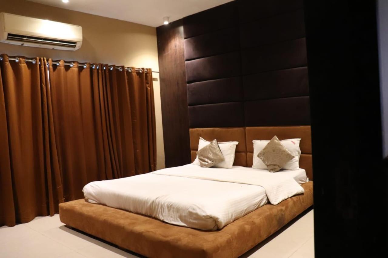 Trident villas&holidays Igatpuri Exteriör bild