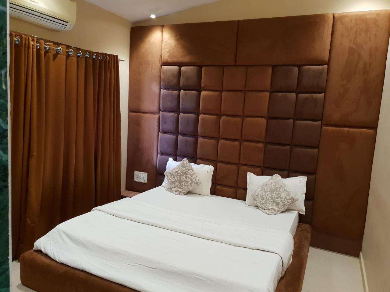 Trident villas&holidays Igatpuri Exteriör bild